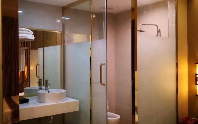 Ling Zhi Hotel – Bathroom – Guangzhou