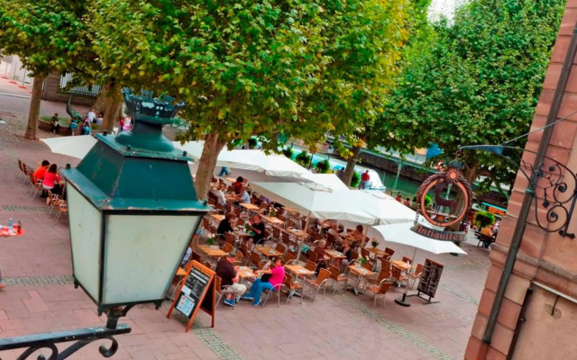 Hotel des Arts