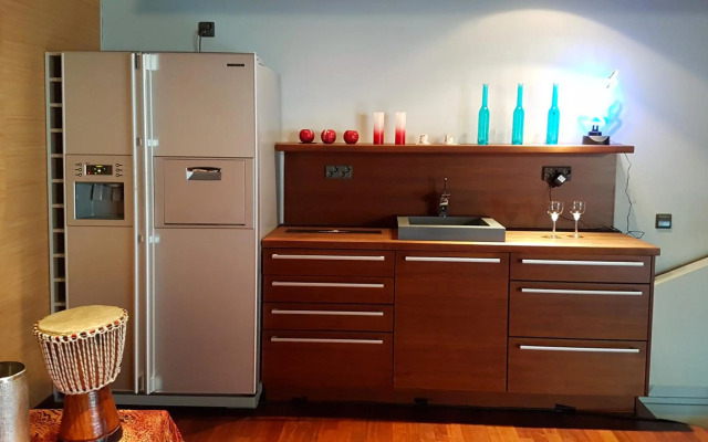 Theater and Beach Apartment