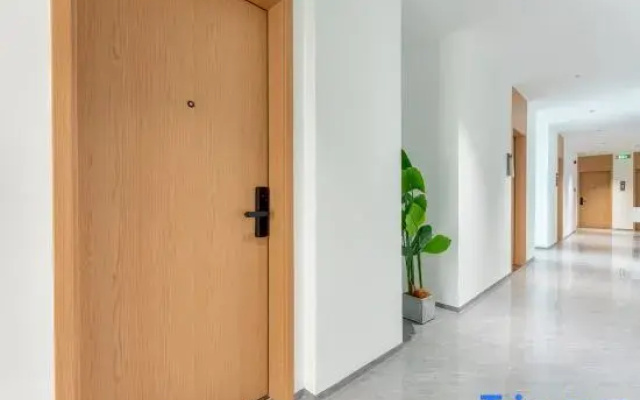 Yishan County Hotel Apartments (Yuyuan Subway Station Branch)