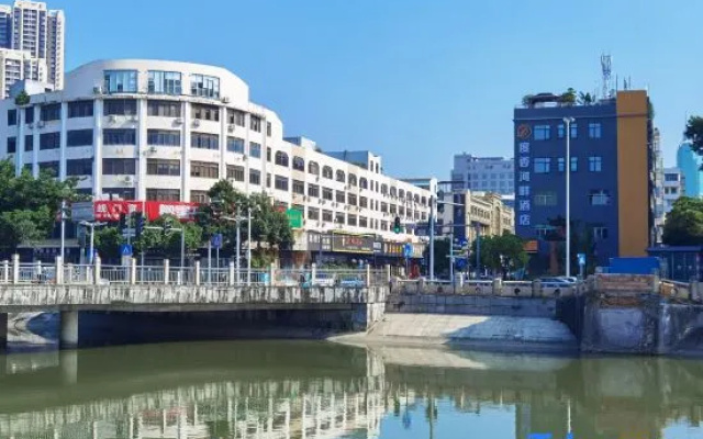 Duxiang Riverside Hotel (Nancheng Yinfeng Road Branch) – Outside – Dongguan