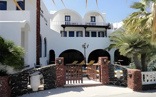 Blacksandy Beach Hotel