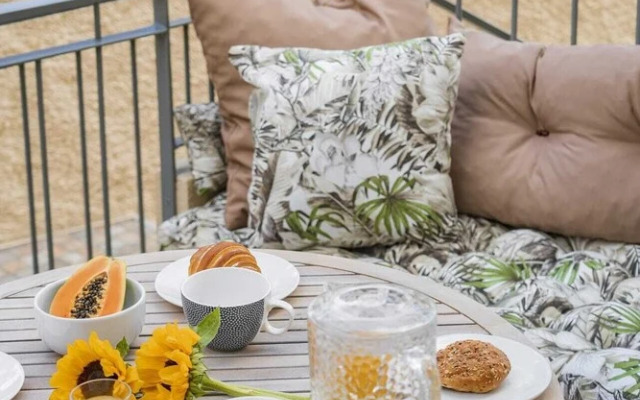 Family Vacation in the City, Casa das Raposinhas II,