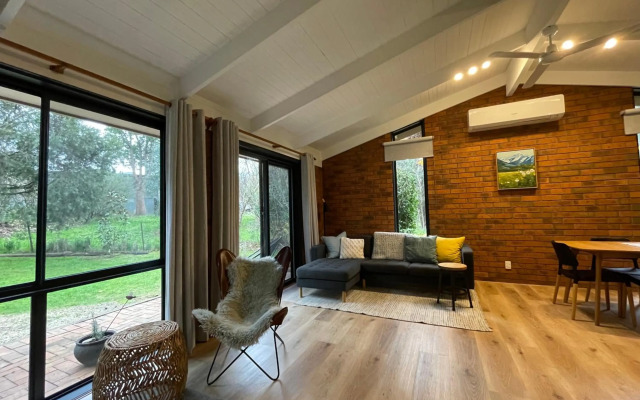 On the River, Porepunkah - Bright VIC