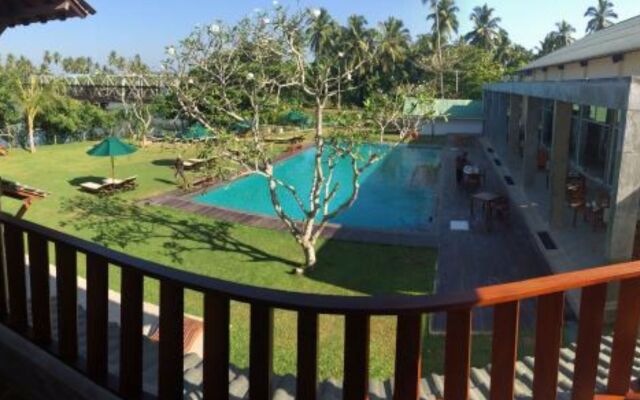South Lake Resort Koggala