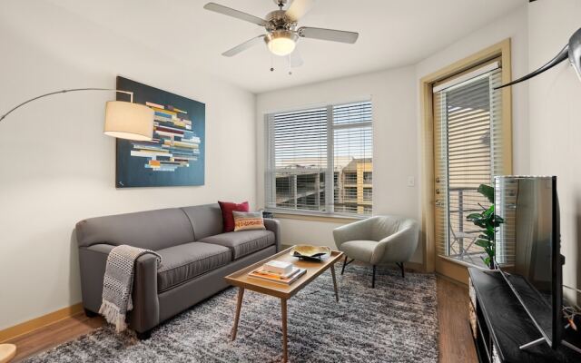 Kasa Dallas Medical District Apartments
