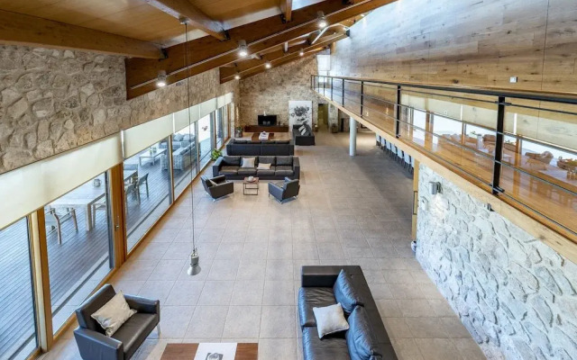 Mas Vidal Santes Creus