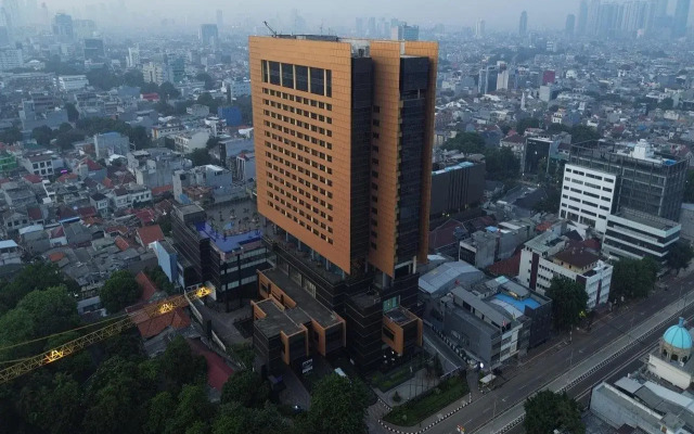 Merlynn Park Hotel