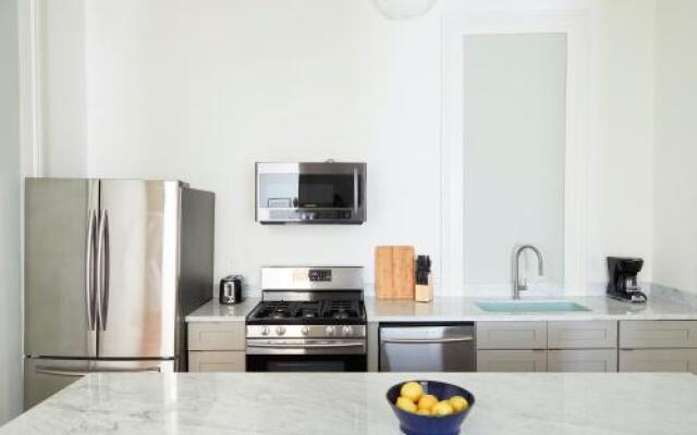 Sleek 2BR in Marigny by Sonder