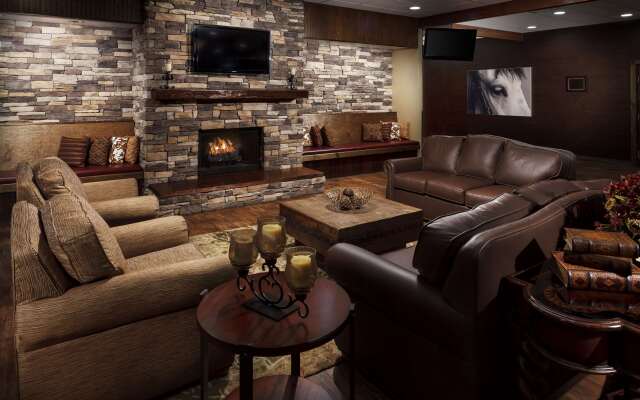 Roosevelt Grand Dakota, SureStay Collection by Best Western