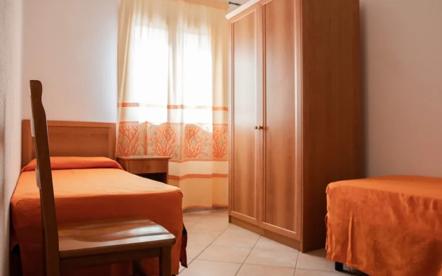 Idyllic Residence Cala Viola 2 Bedroom Sleeps Num1381