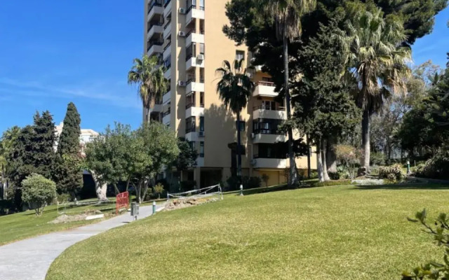 Torres De Aloha 2 bdr Puerto Banus