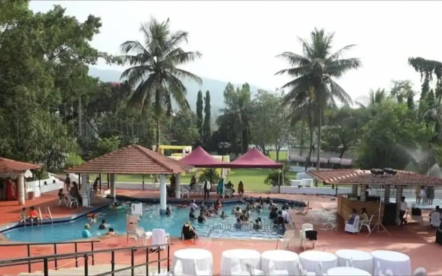 Golden Valley Resort