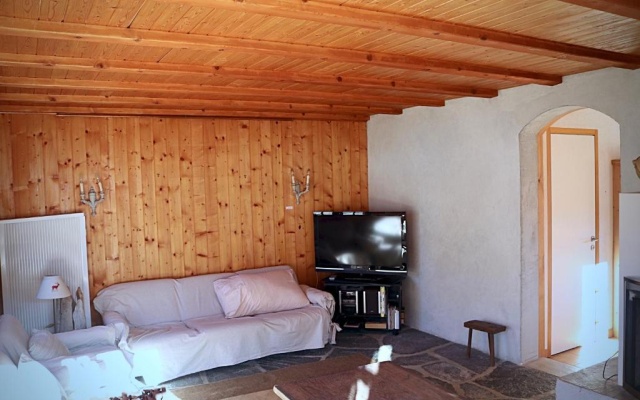 Magnifique chalet pour 10 personnes à Vercorin – Guest Rooms – Chalais