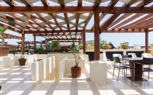 Aldea Thai 305 2 Bedroom Condo by RedAwning