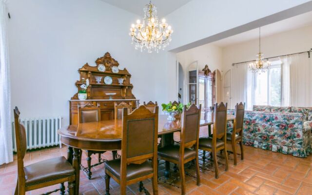 Villa La Guardia Vecchia 28137