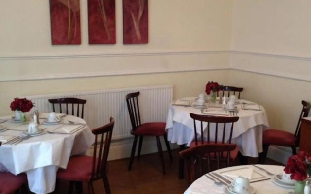 The Beechcliffe Hotel - Over 35's Only