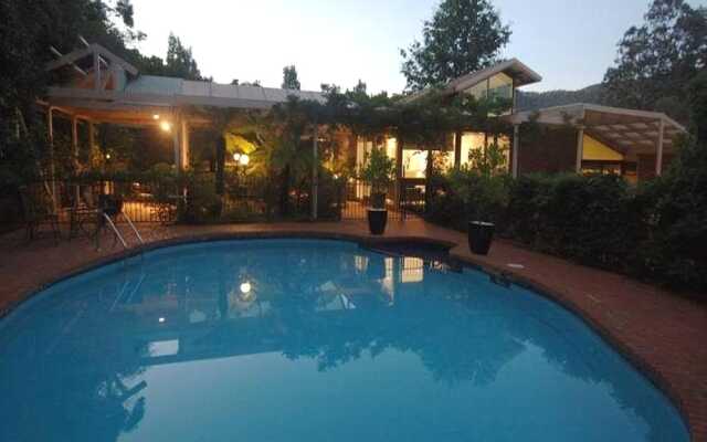 Apple Blossom Retreat