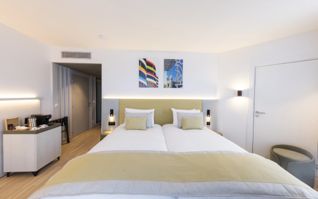 Crowne Plaza Marseille Le Dome by IHG
