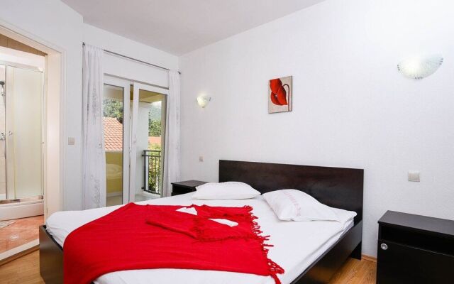 Apartments Trstenica