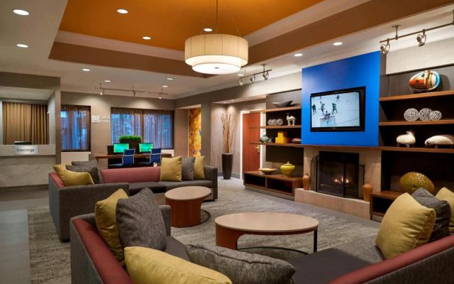 Courtyard by Marriott Downtown Toronto