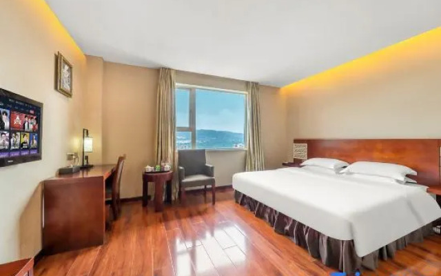 Three Gorges Feng Hotel (Zhongxian Guoyuan Road)