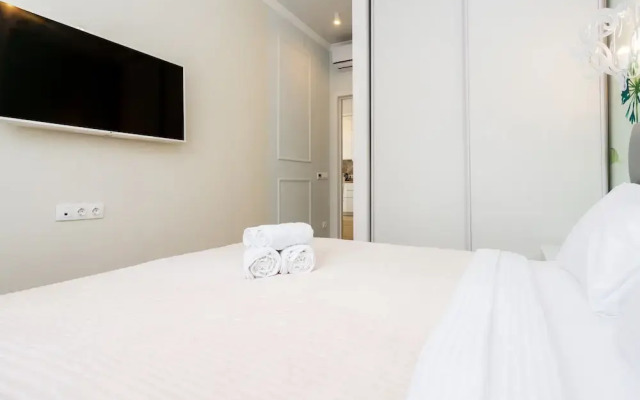 Abri Luxe Art Lite City