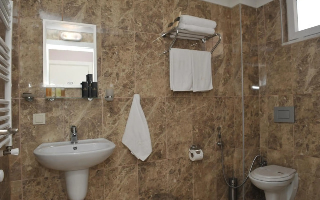 Qamar Prestige Suites