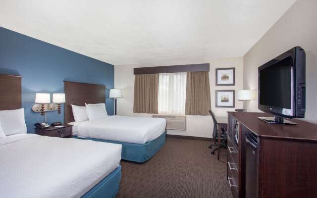 AmericInn by Wyndham Mankato Event Center