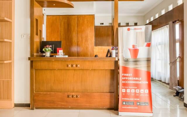Hasanah Guest House Gajayana by Reddoorz