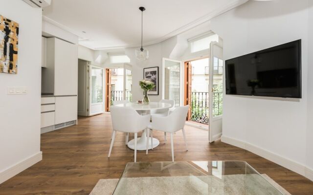 Atocha Corner - Barrio de las Letras