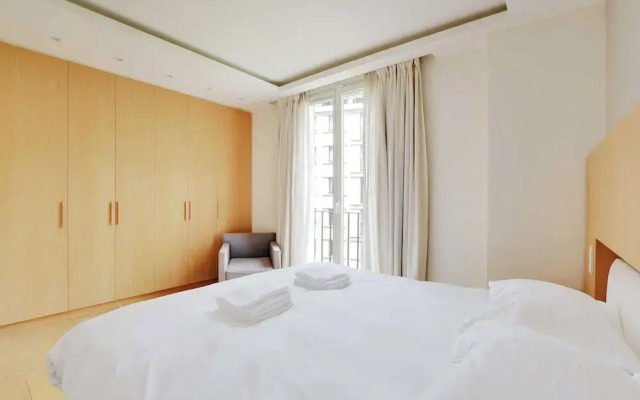 Charming Appt With A/c- 1bd/2p - Tour Eiffel