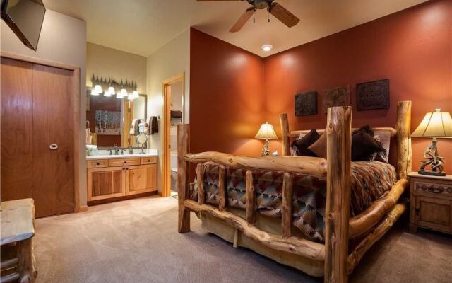 Trappeurs Lodge 1308