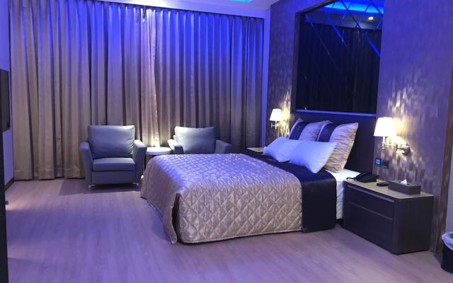 Yinxiang Xihu Motel