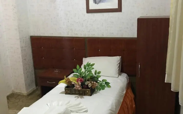 Paradise Hotel