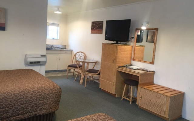 Coachman Motel – Guest Rooms – Taihape