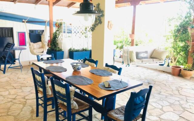 Chrysa's Holiday Apartment