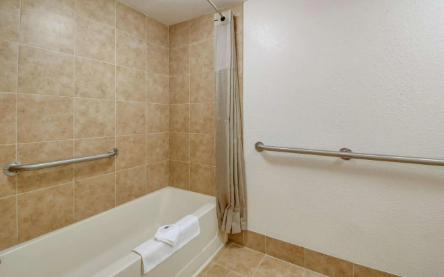 Motel 6 Grove City, OH