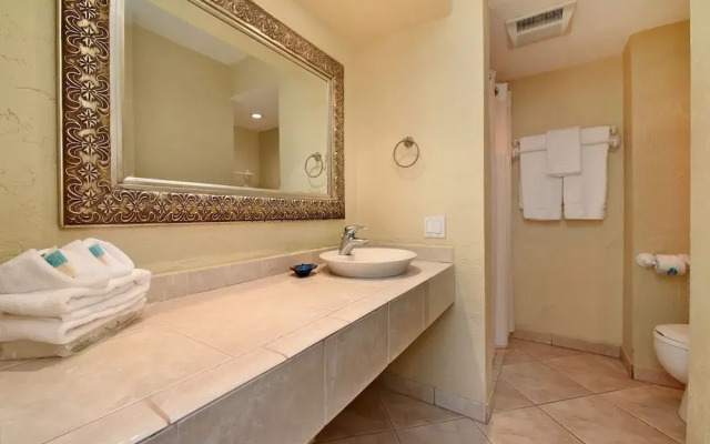Papakea #a109 1 Bedroom Condo by RedAwning