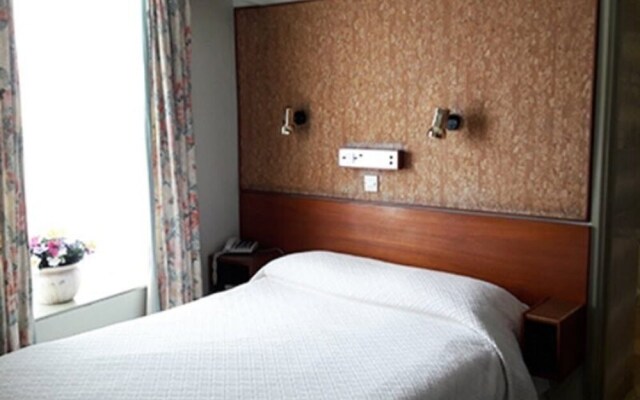 Mornington Hotel