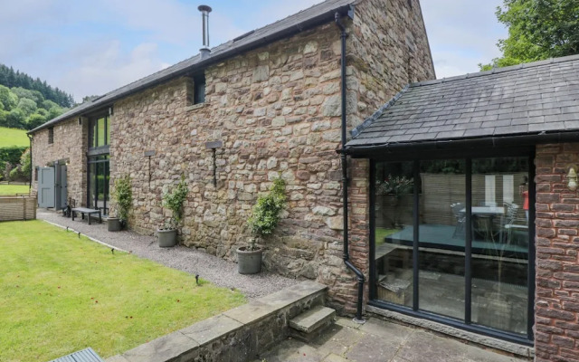 The Ivy Barn