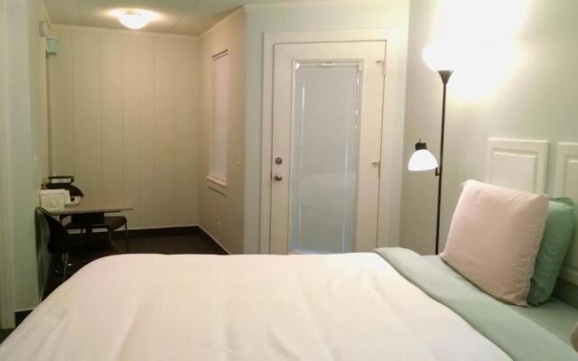 Murray Inn and Art Gallery