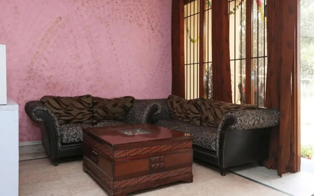 Hotel Royal Residency by OYO Rooms