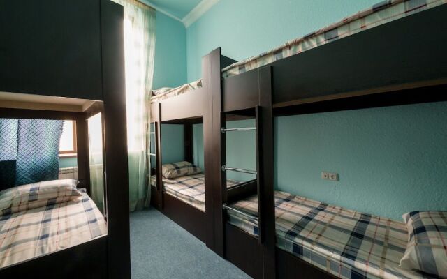 Aygestan Hostel