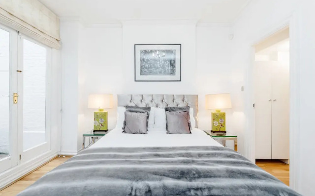 Earls Court Road Apartments