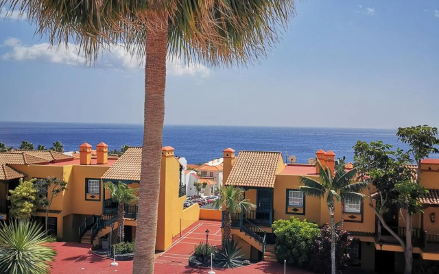 Apartamentos Oasis San Antonio