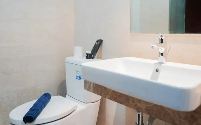 Minimalist and Homey Studio Menteng Park Apartment