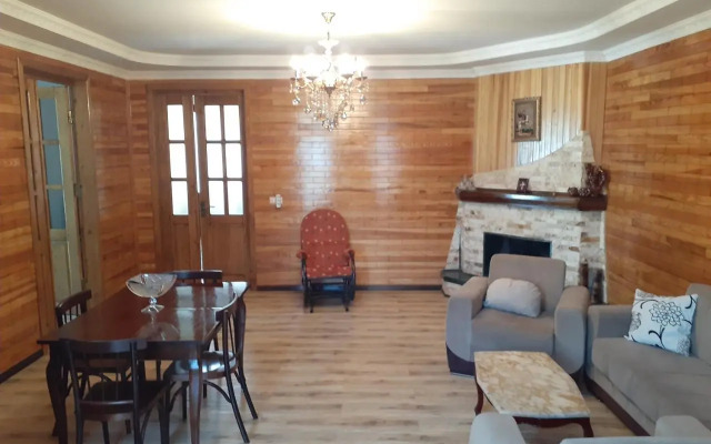 Lukas's house