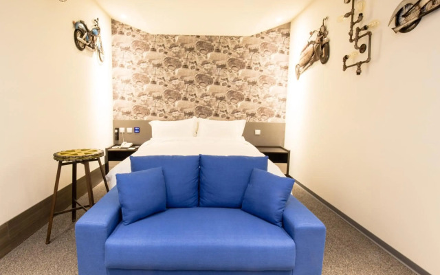 Walker Hotel Ximen