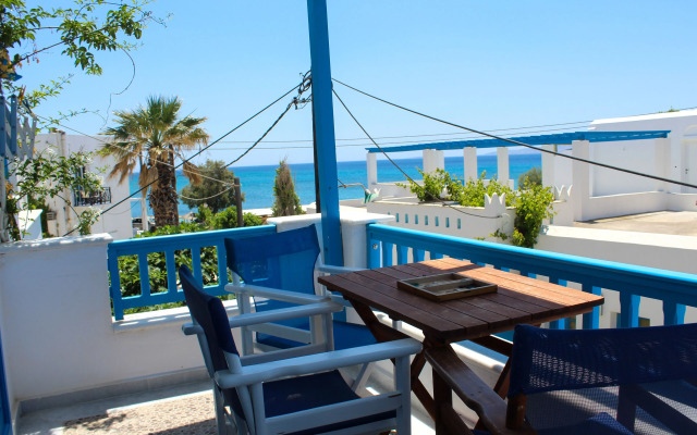 Sea View Apartments & Studios